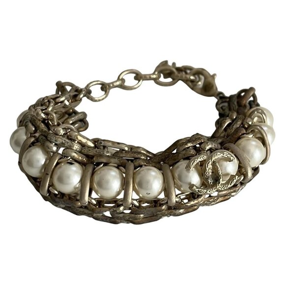 Auth CHANEL Gold Cream Hardware Fake Pearl Bracelet - Picture 1 of 4
